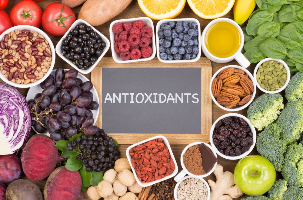 Fruits and other food with antioxidant slate placed in the centre